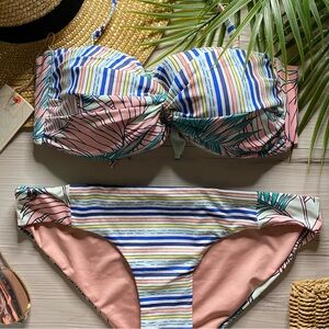 Maaji • Reversible Tropical Knot Bandeau Strapless Bikini Top | Classic Bottoms
